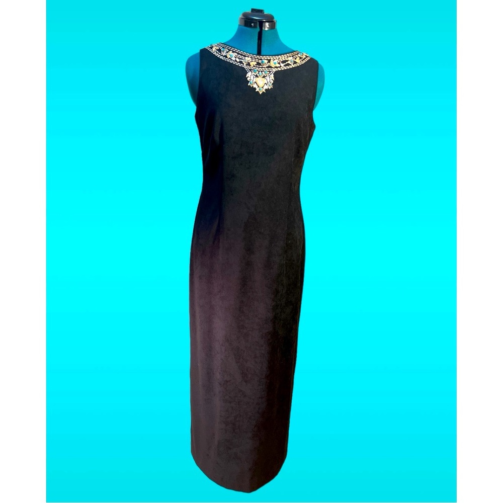 Jessica Howard Beaded neck sleeveless maxi dress